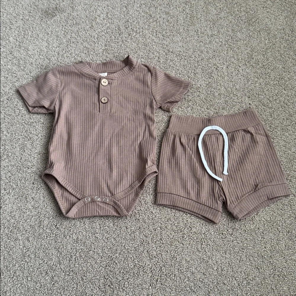 NIB‎ Ledy Champswiin Summer Baby Boy Ribbed 2 Pc Shorts Set - Size: 70 (6-12mo)